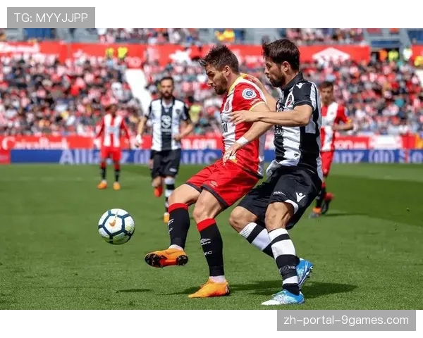 战术观察：赫罗纳高位逼抢战术在对抗巴萨时的得与失